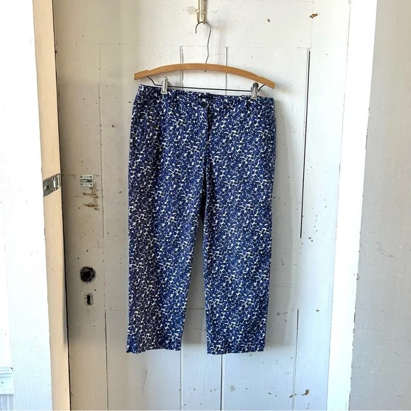 Talbot' Floral Signature Capris Pants - Picture 5 of 15